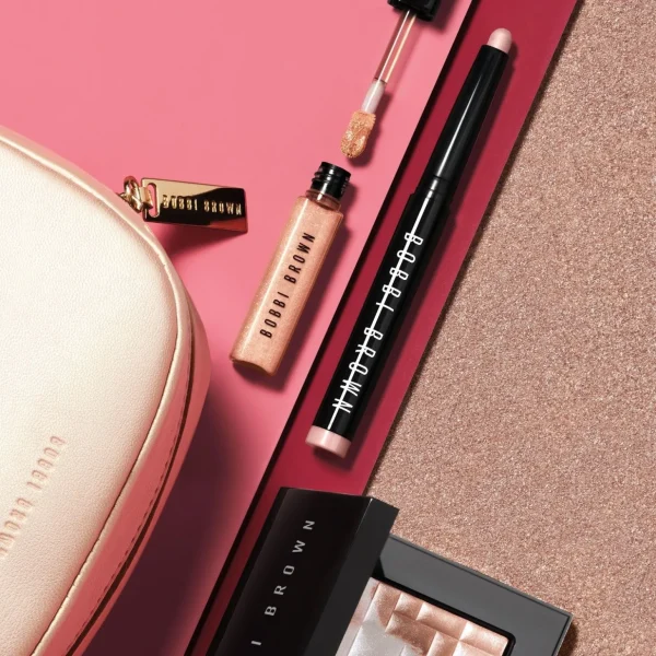 Toilettassen>Bobbi Brown Illuminating Essentials Set
