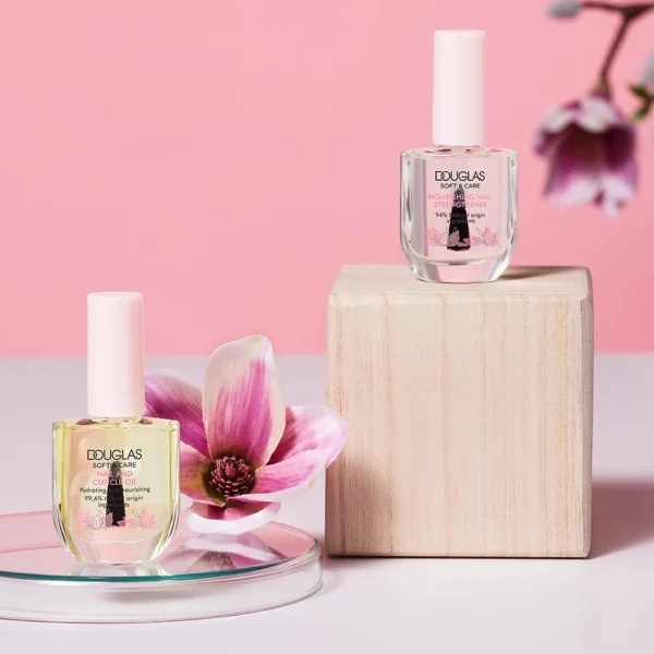 Nagelverharder>Douglas Collection Make-Up Voedende Nagelversterker