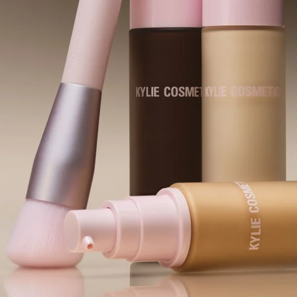 Foundationpenselen>KYLIE COSMETICS Foundationpenseel