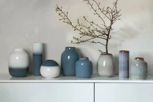 Vazen>like. by Villeroy & Boch Leuk Vinden. Van Villeroy & Boch Vaas Nek Bleu Uni Groot Lave Home