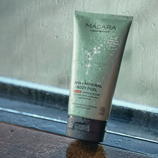 Voetscrub>MÁDARA Madara Aha Mineral Lichaamspeeling