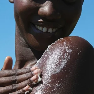Lichaamsscrub En -Peeling>OUAI St. Barts Hoofdhuid- En Bodyscrub