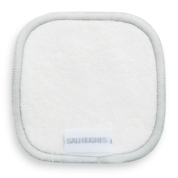 Gezichtsreinigingstools>Revolution Skincare Sali Hughes Make-Up Verwijderaarpads