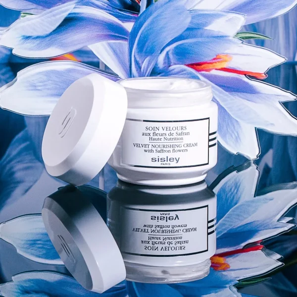 Hals & Decollete>Sisley Velvet-Behandeling Met Saffraanbloemen