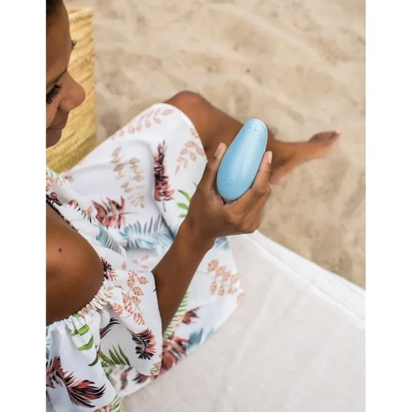 Vibrators>Womanizer Vacuum Vibrator Powder Blue